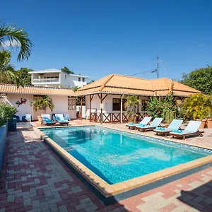 Bloublou Curacao Jan Thiel