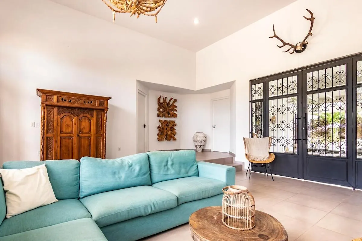 Villa Leon Spacious Tropical Villa With Pool And Outdoor Kitchen Jan Thiel