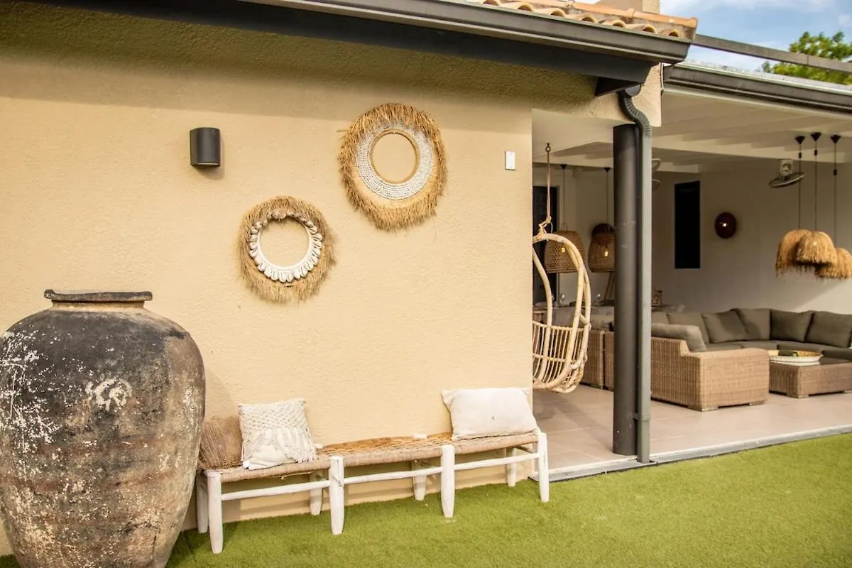 Villa Leon Spacious Tropical Villa With Pool And Outdoor Kitchen Jan Thiel