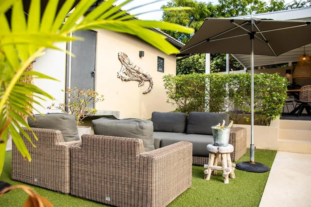Villa Leon Spacious Tropical Villa With Pool And Outdoor Kitchen Jan Thiel