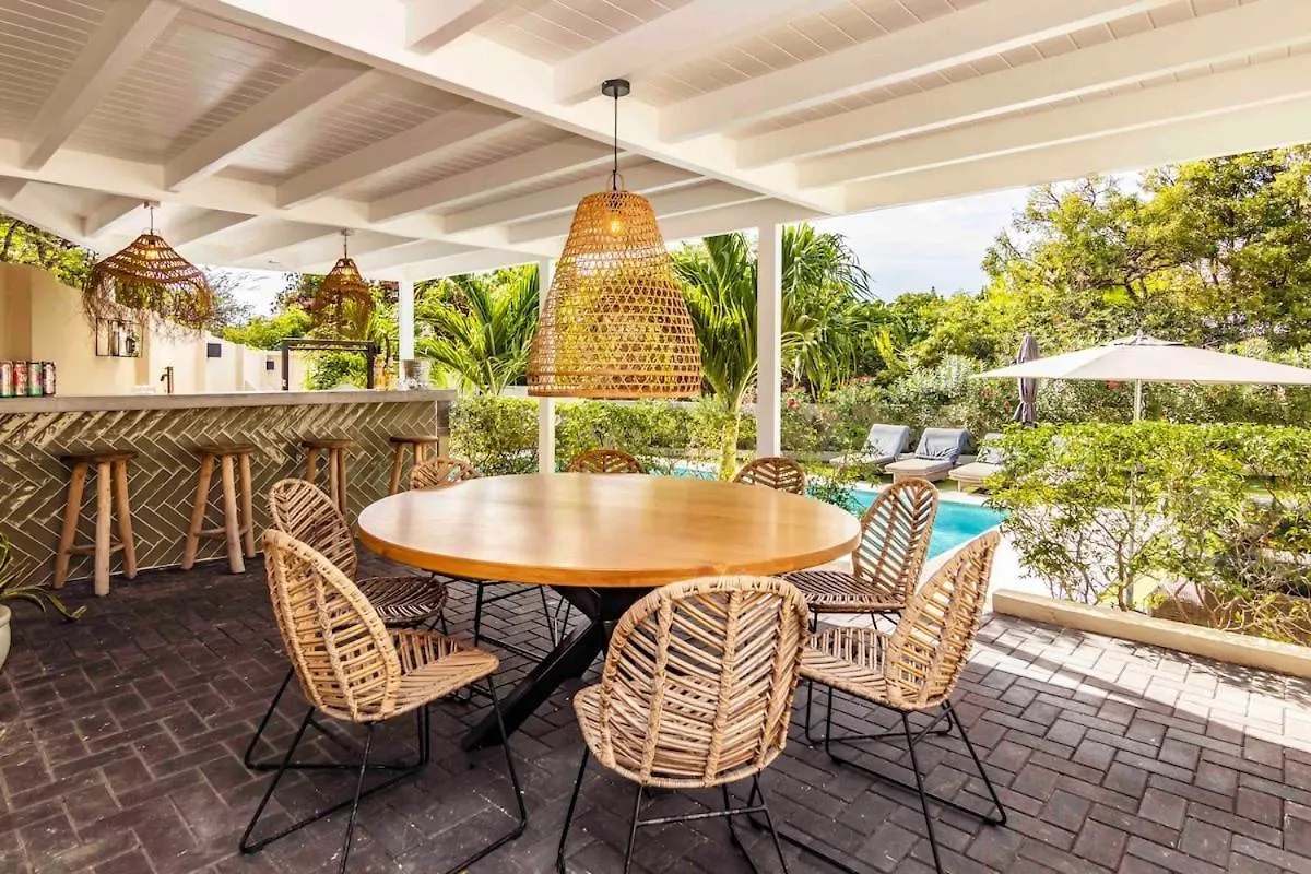 Villa Leon Spacious Tropical Villa With Pool And Outdoor Kitchen Jan Thiel